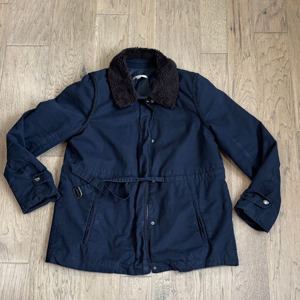 GAP Navy Blue Barn Coat Warm Winter Jacket Faux Fur Collar Women’s Large Belted
